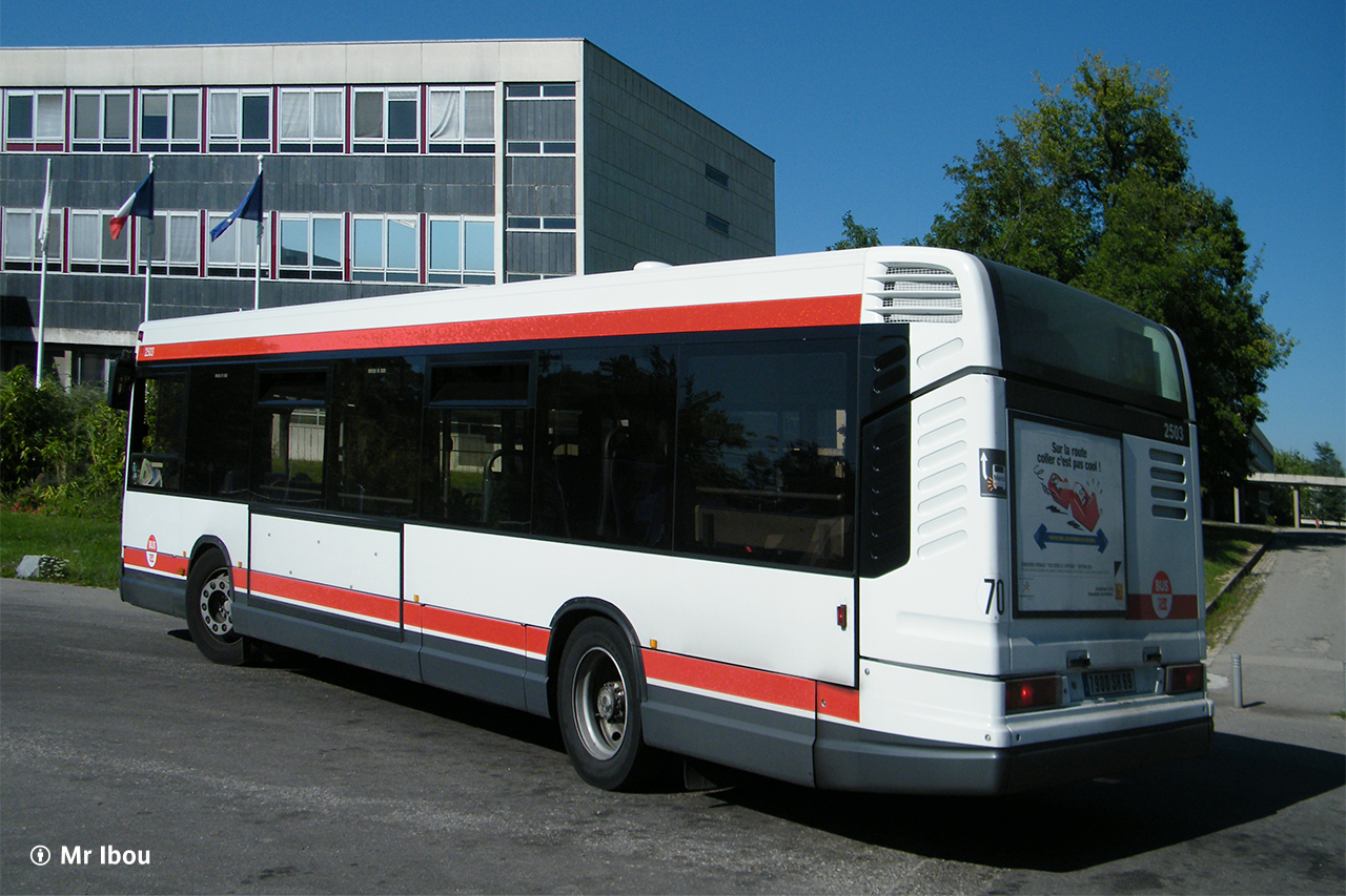 Le Citybus n° 2503 au terminus de l'Ecole Centrale le 01/08/2011