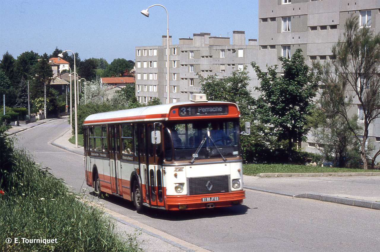 Le SC10UO n° 3663 à St Rambert les Rivières en juin 1986
