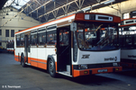 Le PR100 PA repeint n° 2738 au dépôt de St Simon en novembre 1984, le dernier jour d'exploitation de la ligne 31 avec ce matériel. On distingue au fond les SC10R qui les remplaceront le lendemain