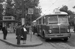 Le PCR n° 1222 au terminus de Perrache le 06/07/1954<br><i>(premier jour de remplacement des tramways)</i></br>