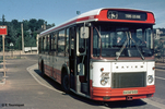 Le SC10U LS n° 2384 au terminus de St Genis 2, au carrefour avec la route de Charly, en août 1982<br><i>La girouette indique encore l'ancien terminus de la ligne 10</i>