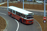Le SC10U 2 portes n° 2141 sort de la gare routière de Bonnevay en mai 1978