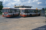 Les SC10U LS n° 2344 et 2463 à Manissieux au terminus de la place Balzac en mai 1983