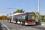 L'Urbanway 18G n° 4414 sur l'échangeur de Parilly le 18/10/2025